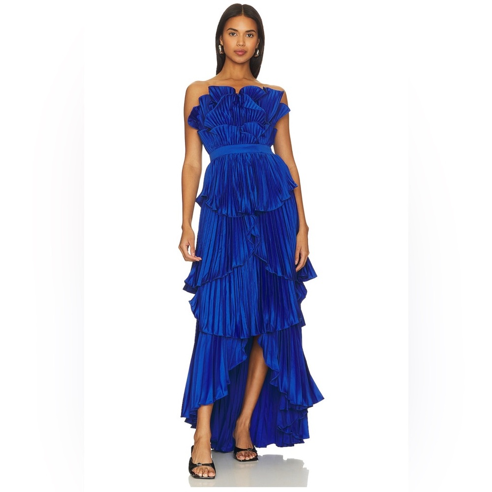 AMUR, Revolve dress